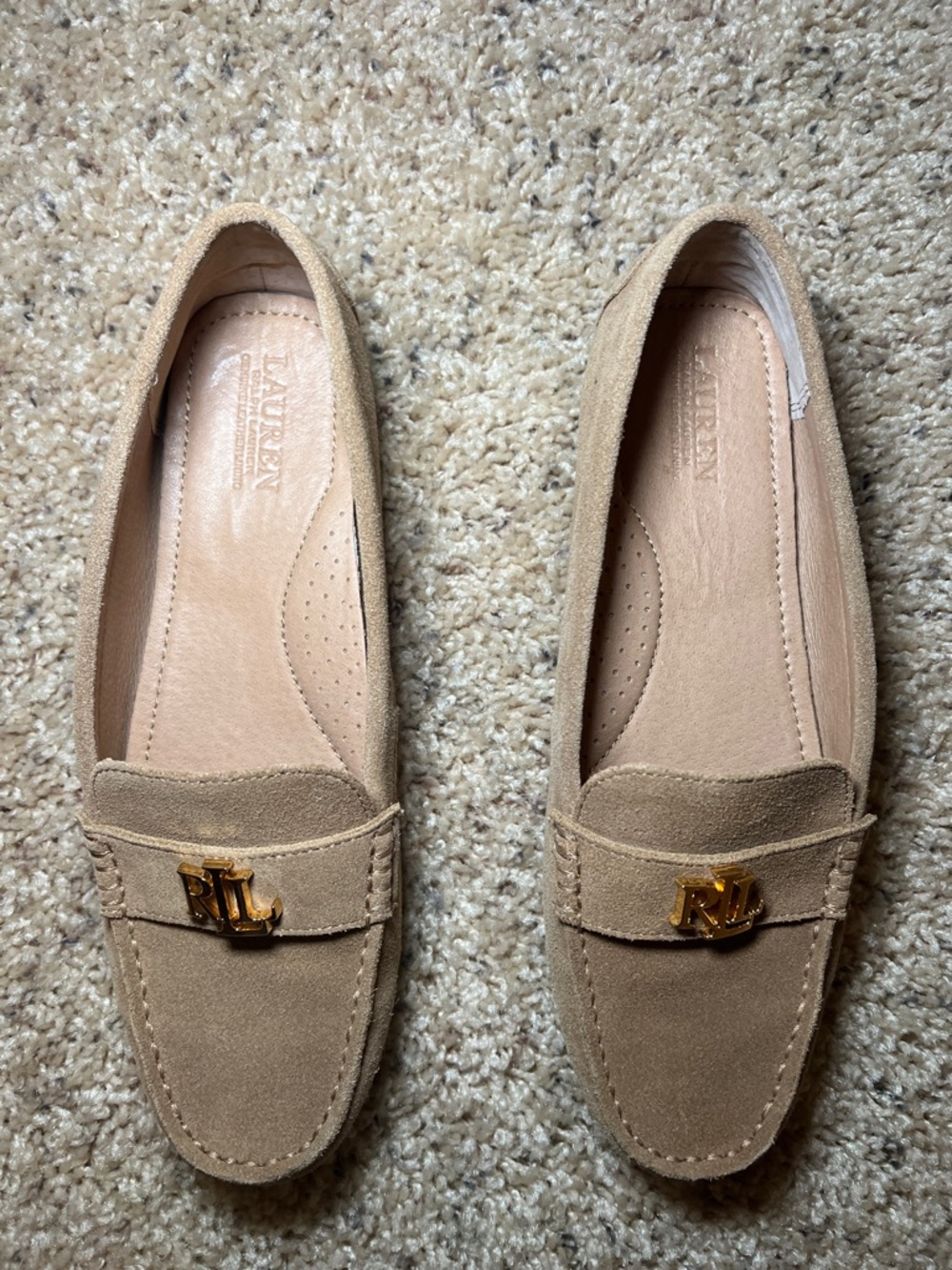 Ralph Lauren Women's Suede Loafers with Gold RLL Accent - Beige Size 7.5 - Picture 2 of 9
